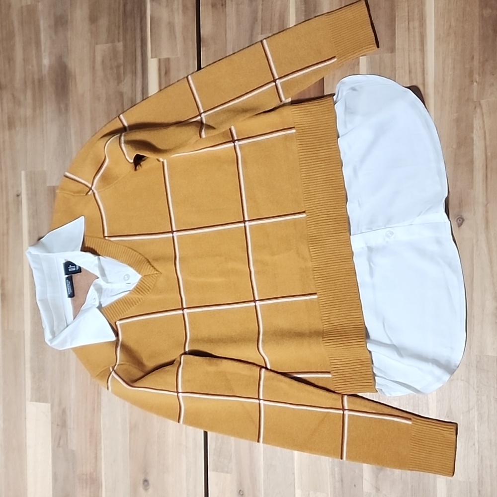 Jones & Co sweater